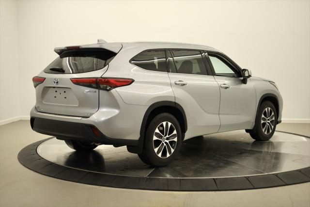 2022 Toyota Highlander Hybrid XLE 2022 Toyota Highlander Hybrid XLE