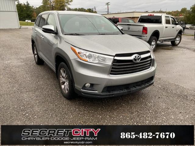 2015 Toyota Highlander LE Plus V6 2015 Toyota Highlander LE Plus V6