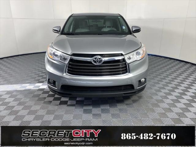 2015 Toyota Highlander LE Plus V6 2015 Toyota Highlander LE Plus V6