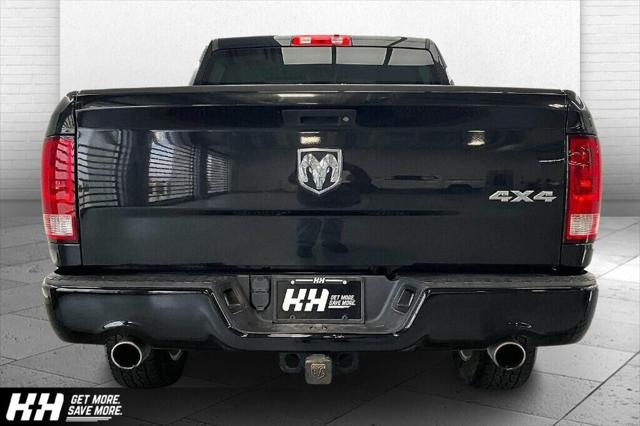 2017 RAM 1500 Express Crew Cab 4x4 57 Box 2017 RAM 1500 Express Crew Cab 4x4 57 Box