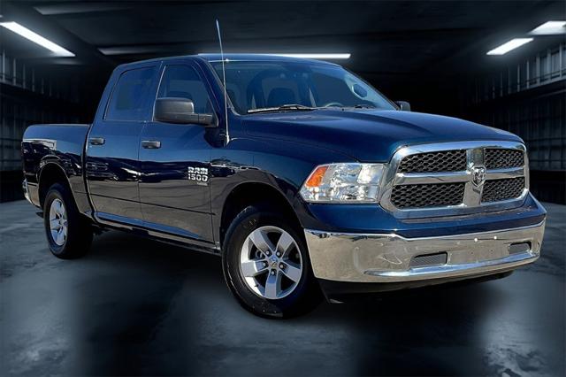 2022 RAM 1500 Classic SLT Crew Cab 4x2 57 Box 2022 RAM 1500 Classic SLT Crew Cab 4x2 57 Box