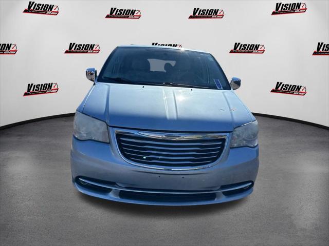 2012 Chrysler Town and Country Touring-L