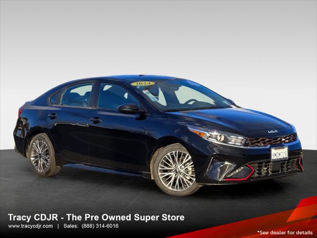 2024 Kia Forte GT-Line 2024 Kia Forte GT-Line