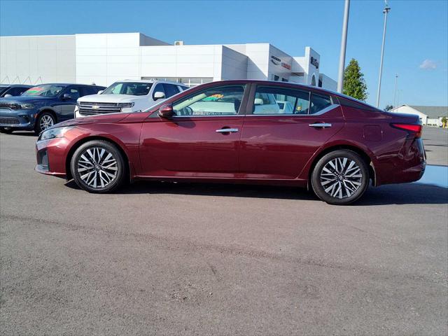 2023 Nissan Altima SV FWD
