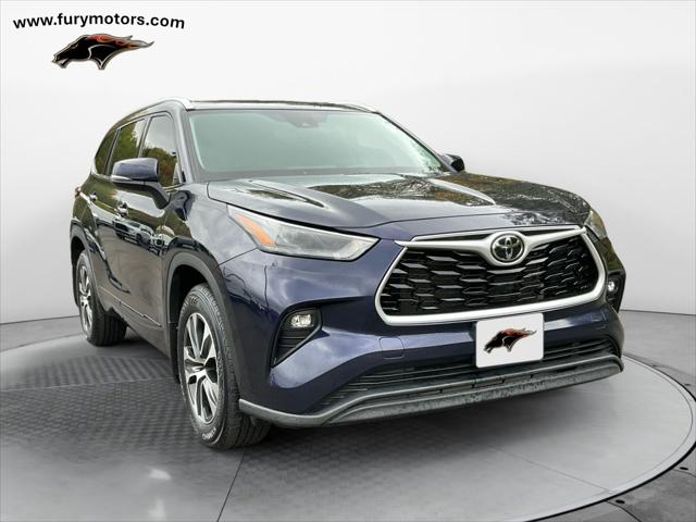 2022 Toyota Highlander XLE 2022 Toyota Highlander XLE