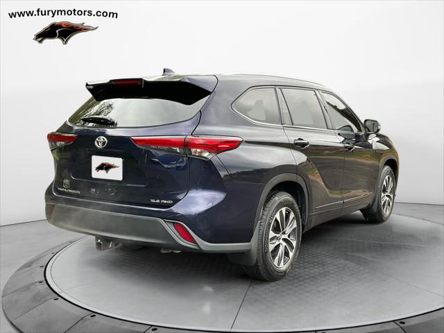 2022 Toyota Highlander XLE 2022 Toyota Highlander XLE