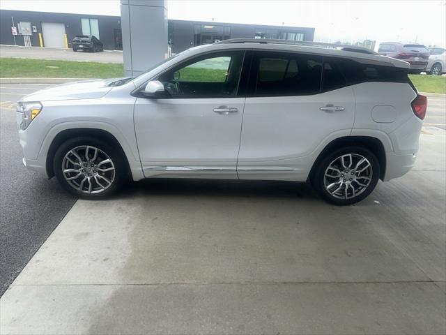 2022 GMC Terrain AWD Denali 2022 GMC Terrain AWD Denali