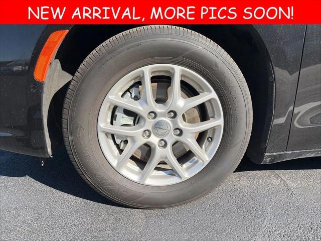 2024 Chrysler Pacifica Touring L 2024 Chrysler Pacifica Touring L