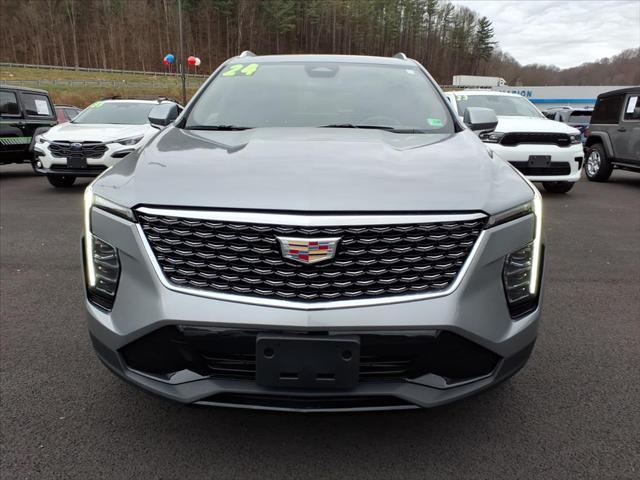2024 Cadillac XT4 AWD Premium Luxury