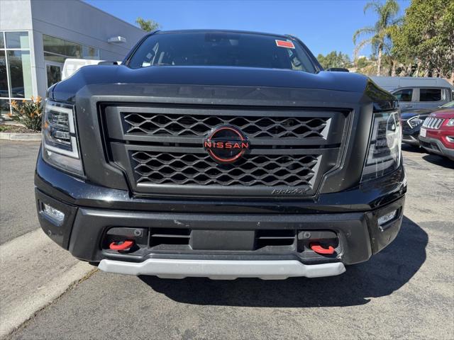 2023 Nissan TITAN Crew Cab PRO-4X 4x4 2023 Nissan TITAN Crew Cab PRO-4X 4x4