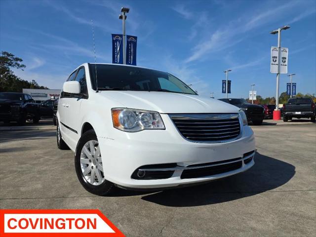 2016 Chrysler Town and Country Touring