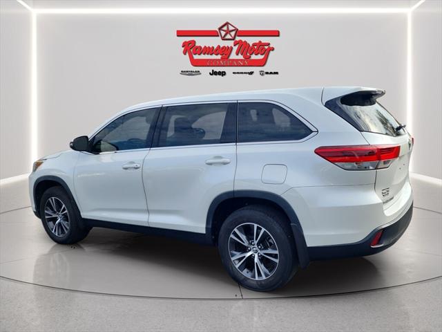 2019 Toyota Highlander LE 2019 Toyota Highlander LE