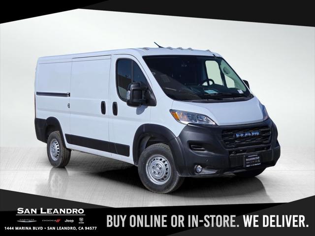 2025 RAM ProMaster 2500 Cargo Van Tradesman Low Roof 136 WB w/Pass Seat