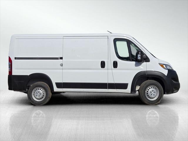 2025 RAM ProMaster 2500 Cargo Van Tradesman Low Roof 136 WB w/Pass Seat