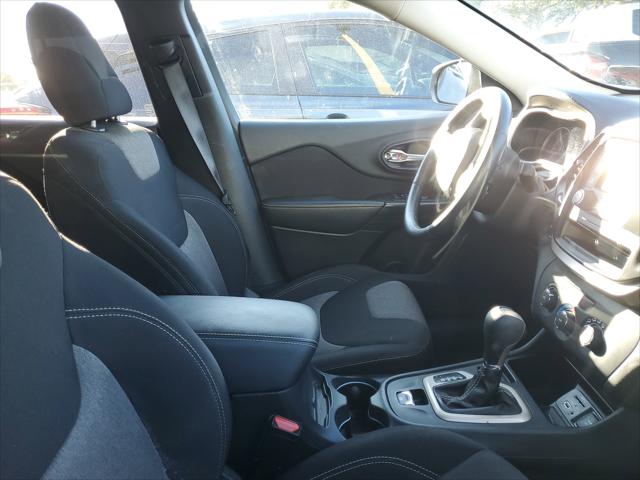 2015 Jeep Cherokee Sport 2015 Jeep Cherokee Sport