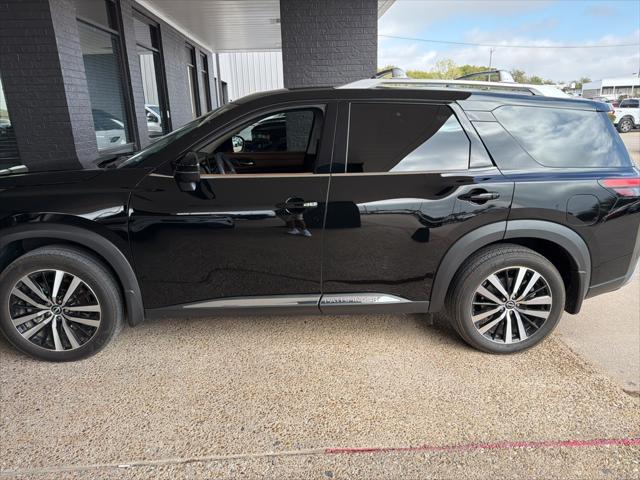 2024 Nissan Pathfinder Platinum FWD 2024 Nissan Pathfinder Platinum FWD