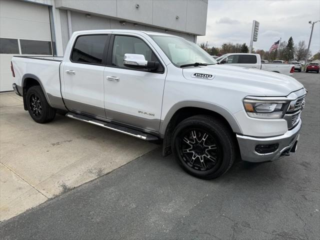 2019 RAM 1500 Laramie Crew Cab 4x4 64 Box 2019 RAM 1500 Laramie Crew Cab 4x4 64 Box