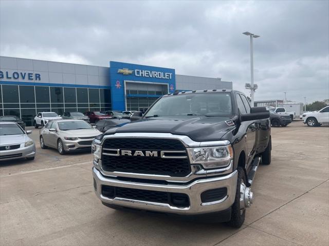2020 RAM 3500 Tradesman Crew Cab 4x4 8 Box 2020 RAM 3500 Tradesman Crew Cab 4x4 8 Box