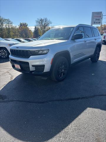 2024 Jeep Grand Cherokee L Altitude 4x4 2024 Jeep Grand Cherokee L Altitude 4x4