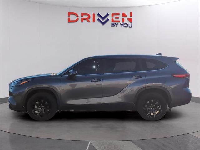 2023 Toyota Highlander L 2023 Toyota Highlander L