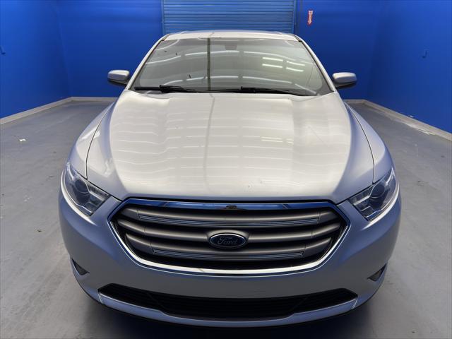 2016 Ford Taurus SEL 2016 Ford Taurus SEL