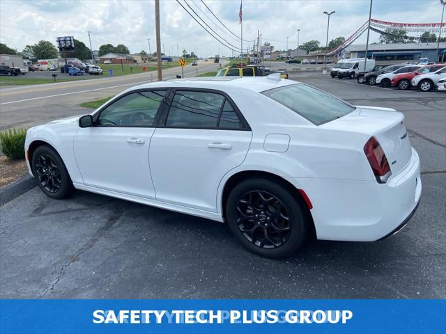 2023 Chrysler 300 Touring L AWD 2023 Chrysler 300 Touring L AWD