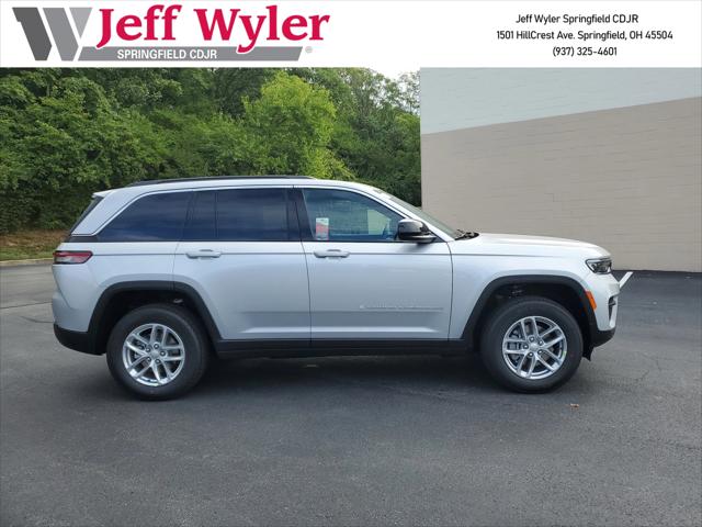 2025 Jeep Grand Cherokee GRAND CHEROKEE LAREDO X 4X4 2025 Jeep Grand Cherokee GRAND CHEROKEE LAREDO X 4X4