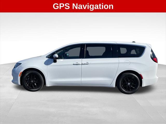 2022 Chrysler Voyager LX 2022 Chrysler Voyager LX