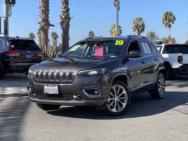 2019 Jeep Cherokee Overland FWD 2019 Jeep Cherokee Overland FWD