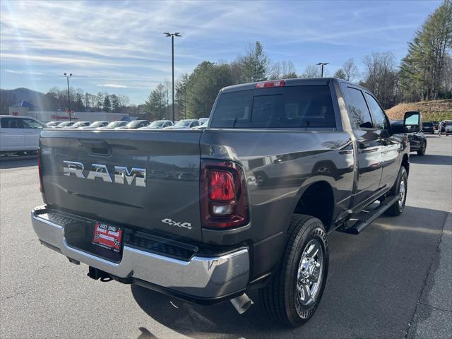 2025 RAM 2500 Tradesman Crew Cab 4x4 64 Box