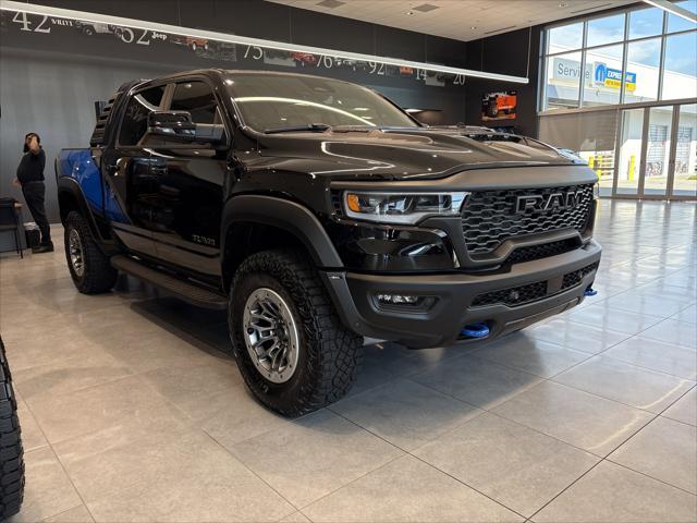 2025 RAM Ram 1500 RAM 1500 RHO CREW CAB 4X4 57 BOX