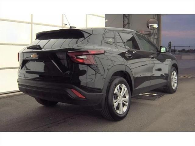 2025 Chevrolet Trax FWD LS