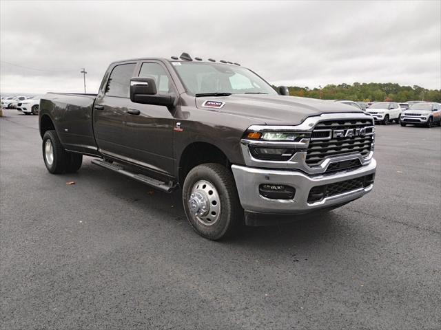 2026 RAM Ram 3500 RAM 3500 TRADESMAN CREW CAB 4X4 8 BOX 2026 RAM Ram 3500 RAM 3500 TRADESMAN CREW CAB 4X4 8 BOX