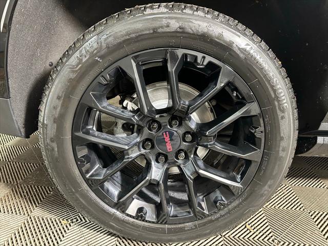 2023 GMC Yukon 4WD Denali