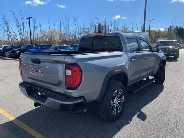 2025 GMC Canyon 4WD AT4