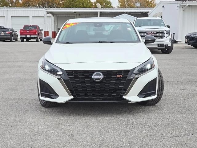 2024 Nissan Altima SR Intelligent AWD 2024 Nissan Altima SR Intelligent AWD