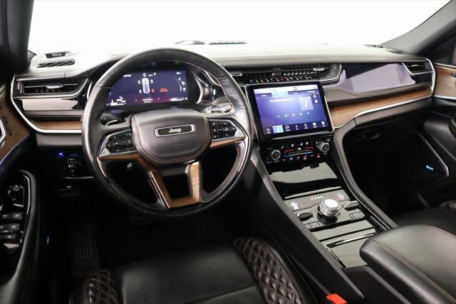2022 Jeep Grand Cherokee 4xe Summit 4x4 2022 Jeep Grand Cherokee 4xe Summit 4x4