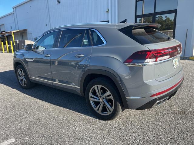 2024 Volkswagen Atlas Cross Sport 2.0T SEL R-Line 2024 Volkswagen Atlas Cross Sport 2.0T SEL R-Line