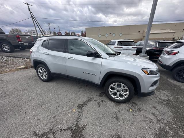 2025 Jeep Compass COMPASS LATITUDE 4X4 2025 Jeep Compass COMPASS LATITUDE 4X4