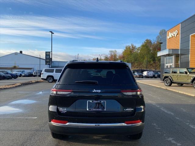 2025 Jeep Grand Cherokee GRAND CHEROKEE LAREDO X 4X4 2025 Jeep Grand Cherokee GRAND CHEROKEE LAREDO X 4X4