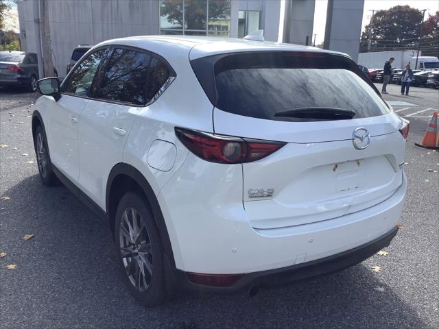 2021 Mazda CX-5 Signature 2021 Mazda CX-5 Signature