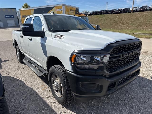 2024 RAM 2500 Tradesman Crew Cab 4x4 64 Box 2024 RAM 2500 Tradesman Crew Cab 4x4 64 Box