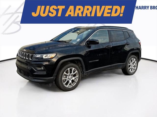 2023 Jeep Compass Latitude Lux FWD 2023 Jeep Compass Latitude Lux FWD