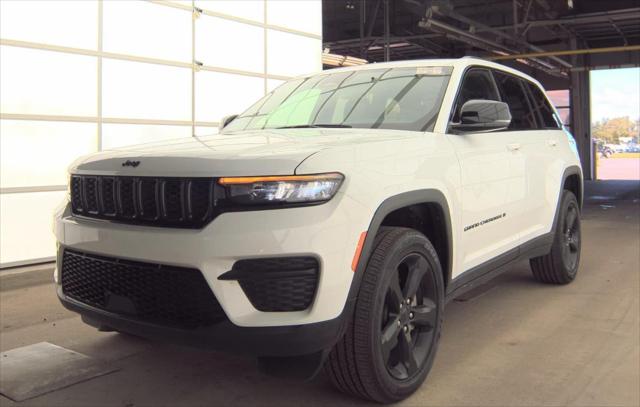 2024 Jeep Grand Cherokee Altitude 4x4 2024 Jeep Grand Cherokee Altitude 4x4