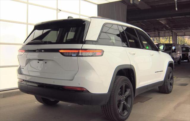 2024 Jeep Grand Cherokee Altitude 4x4 2024 Jeep Grand Cherokee Altitude 4x4