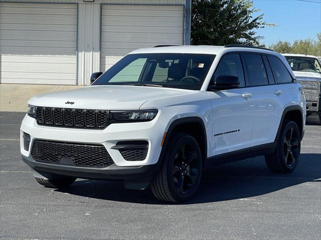 2024 Jeep Grand Cherokee Altitude 4x4 2024 Jeep Grand Cherokee Altitude 4x4