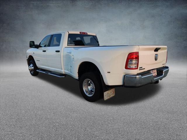 2024 RAM 3500 Big Horn Crew Cab 4x4 8 Box 2024 RAM 3500 Big Horn Crew Cab 4x4 8 Box