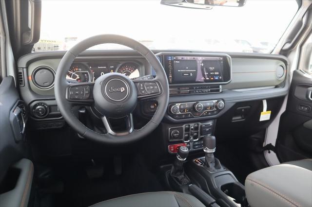 2026 Jeep Gladiator GLADIATOR MOJAVE X 4X4