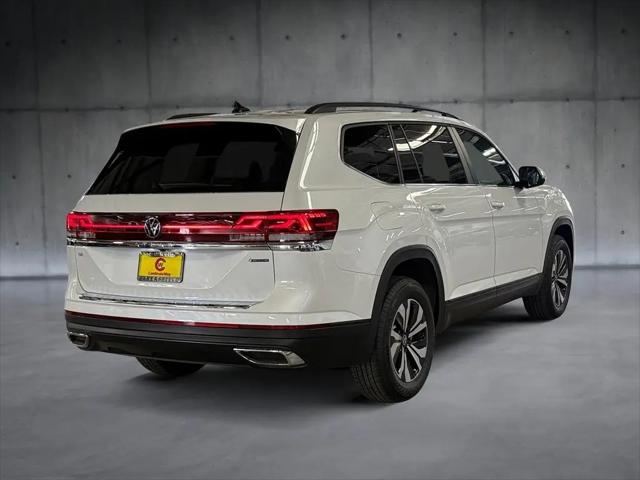 2026 Volkswagen Atlas SE with Technology