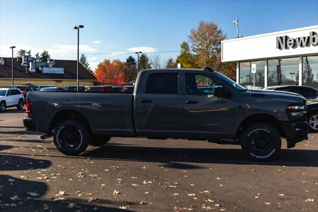 2026 Ram 3500 Tradesman Crew Cab 4x4 8' Box